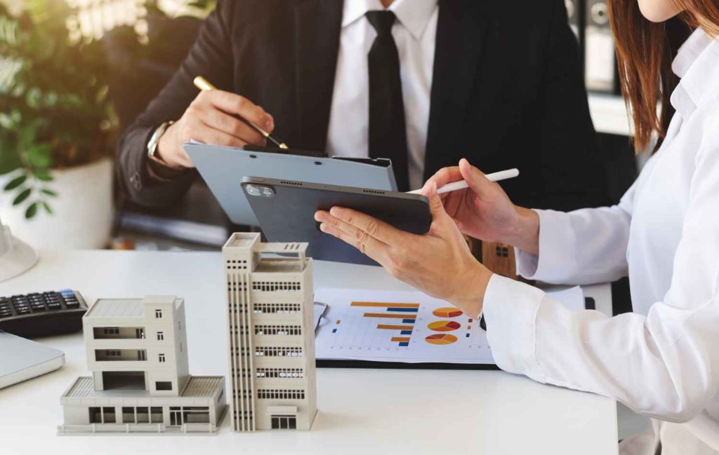 Real Estate Lawyer
