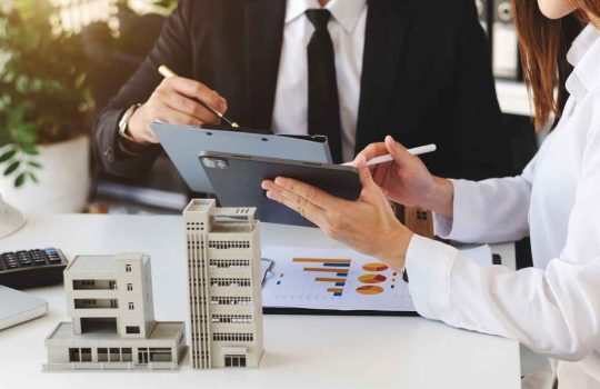 Real Estate Lawyer2